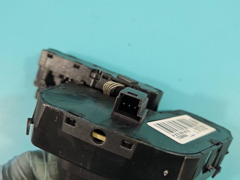Переключатель кнопка Mercedes CLS C218 A2129059600 — фото детали 6
