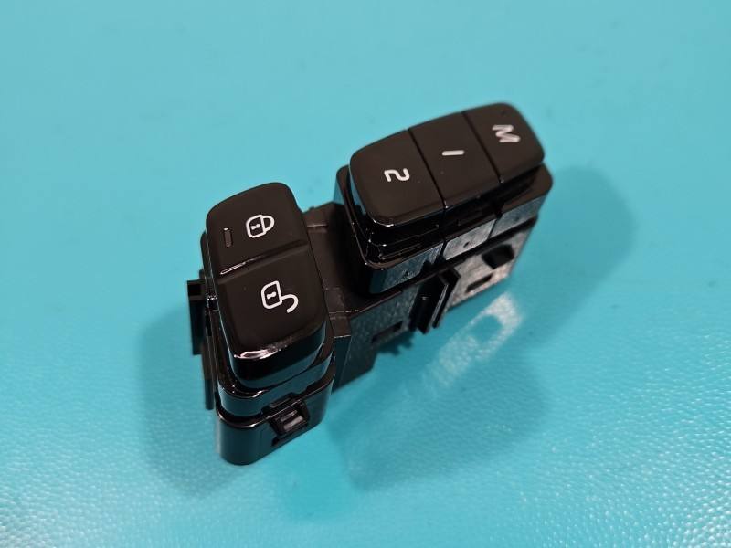Перемикач кнопка Volvo V90 31433418