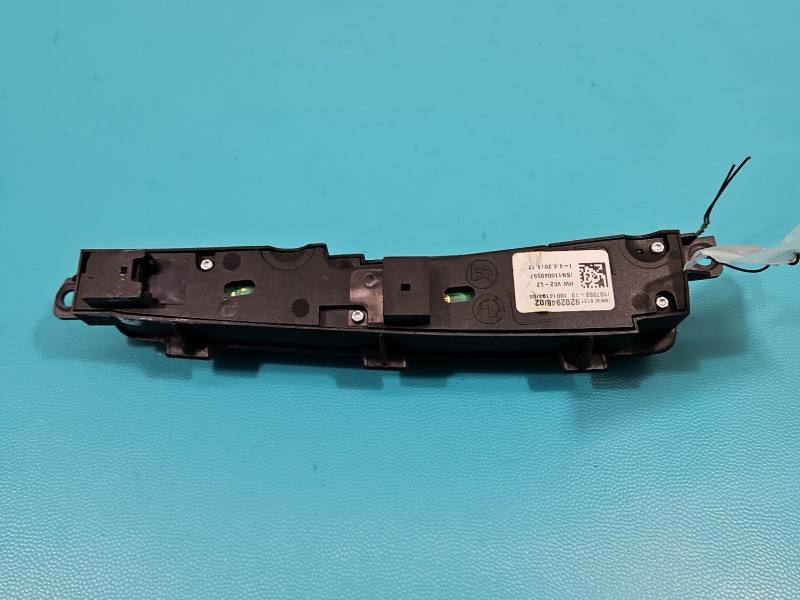 Перемикач кнопка BMW 5 F10 9202948/02 — фото деталі 3