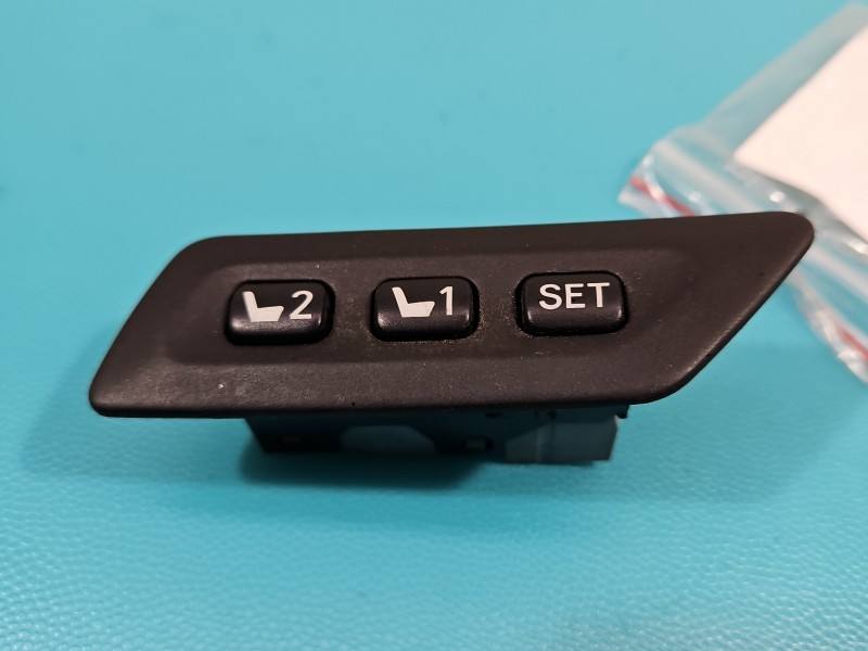 Переключатель кнопка Toyota Avensis T27 84927-05010 — фото детали 2