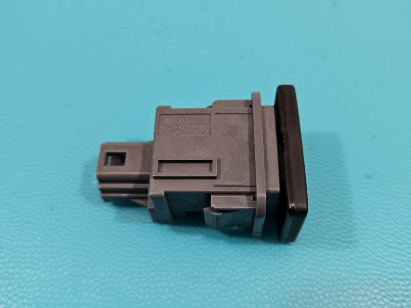 Перемикач кнопка Toyota Prius 15B060 — фото деталі 3