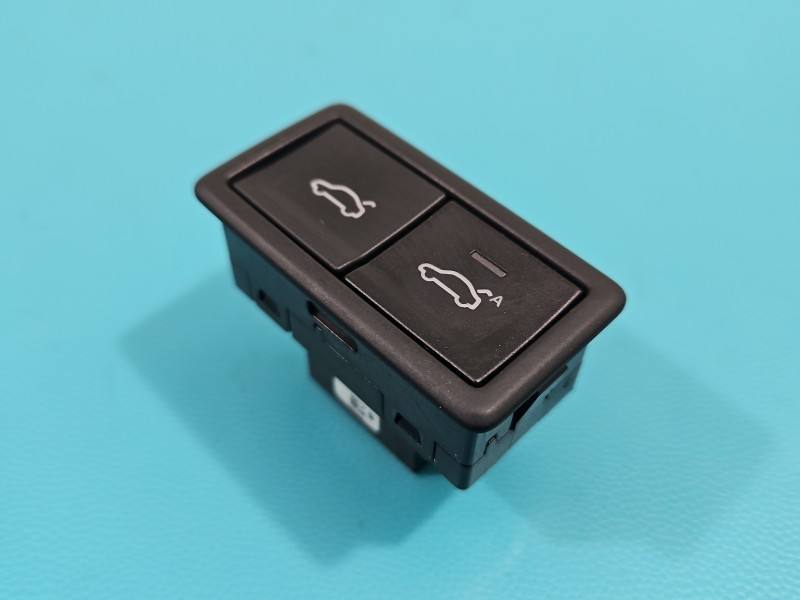 Перемикач кнопка Volkswagen Tiguan 3G0959832A