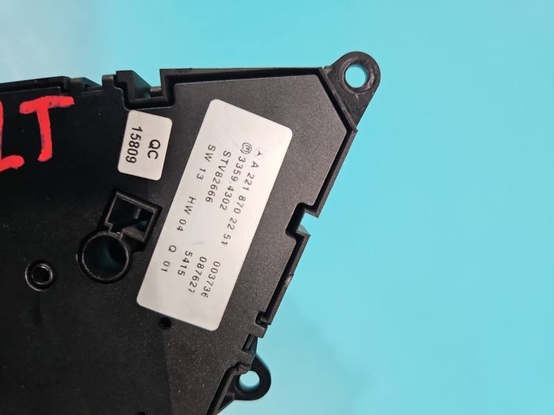 Переключатель кнопка Mercedes S W221 A2218702251 — фото детали 4