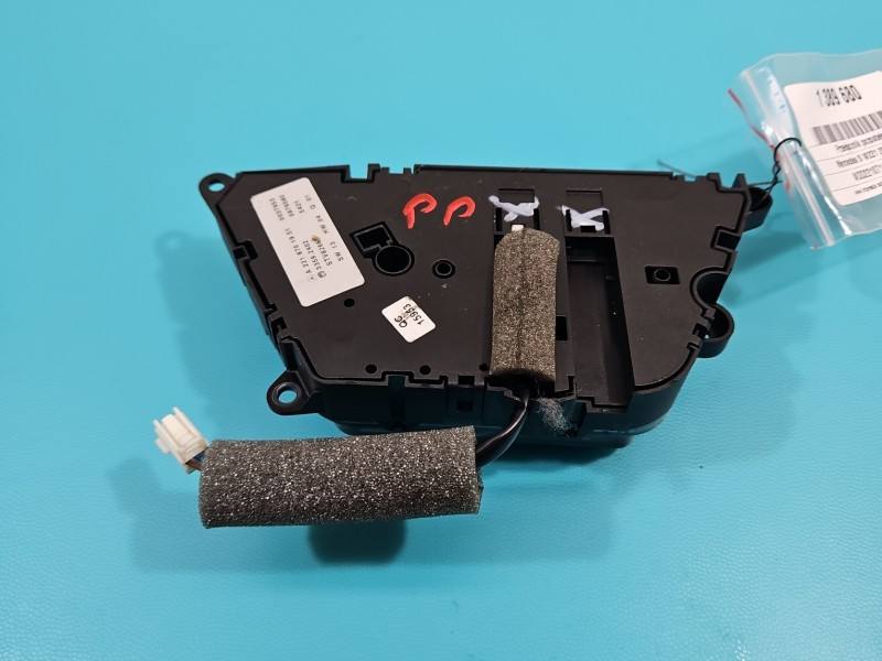 Переключатель кнопка Mercedes S W221 A2218701951 — фото детали 3