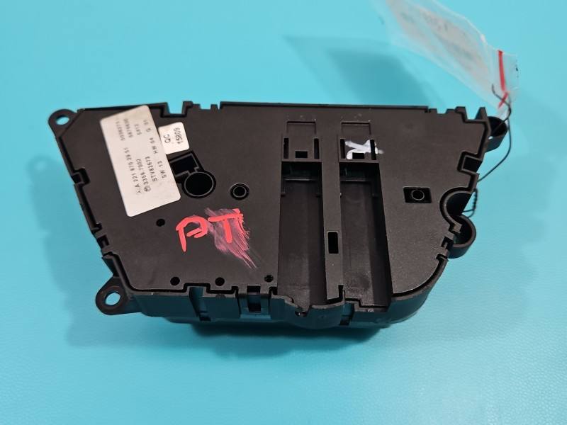 Перемикач кнопка Mercedes S W221 A2218702951 — фото деталі 4