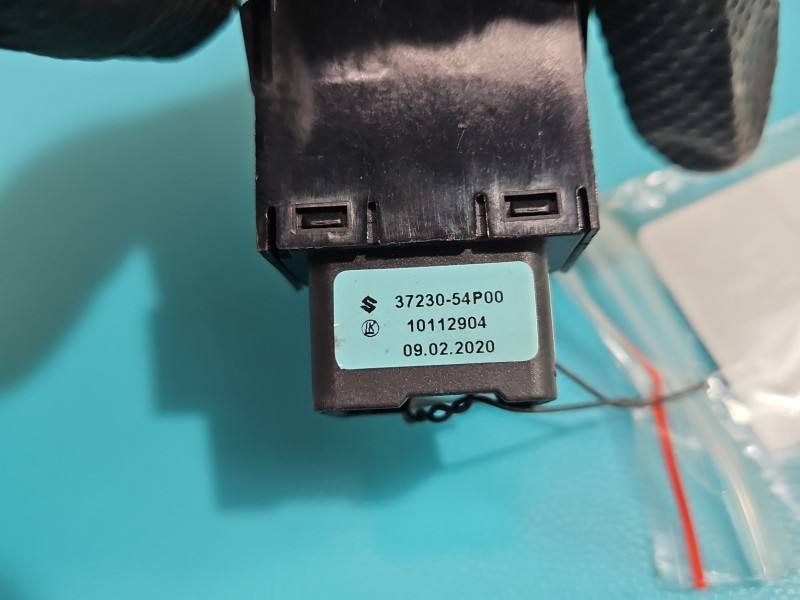 Перемикач кнопка Suzuki Sx4 37230-54P00 — фото деталі 4