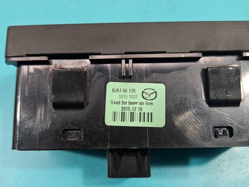 Переключатель кнопка Mazda 3 BJS766170 — фото детали 5