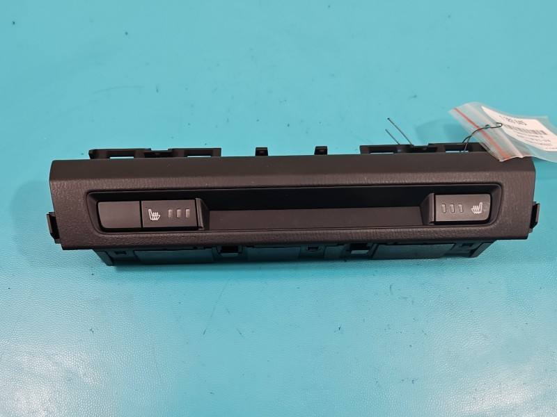 Перемикач кнопка Mazda 3 BHN2A