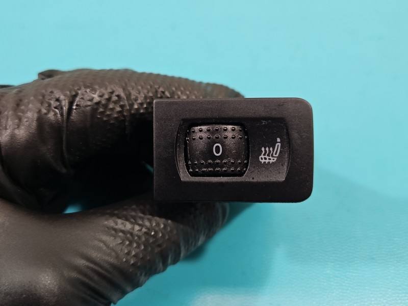 Перемикач кнопка Volkswagen Golf 4 1J0963564B