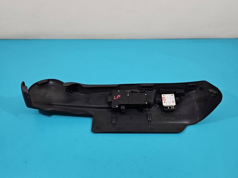 Перемикач кнопка Skoda Superb 2 8K0959747 — фото деталі 4