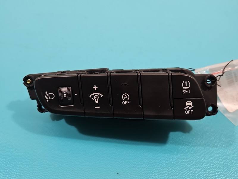 Перемикач кнопка Hyundai I30 3U2100-1300 — фото деталі 2