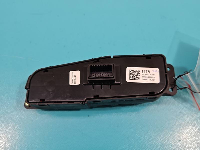 Перемикач кнопка Hyundai I30 3U2100-1300 — фото деталі 3