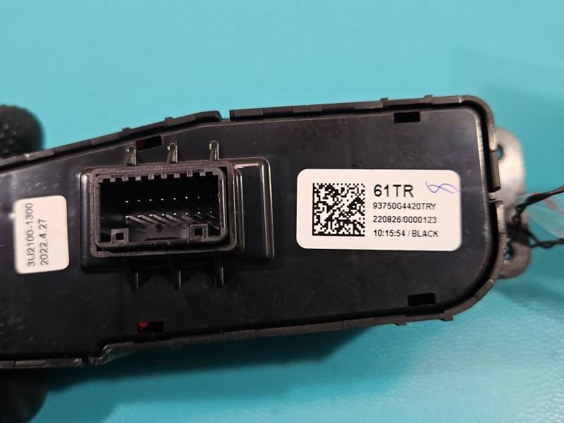 Перемикач кнопка Hyundai I30 3U2100-1300 — фото деталі 4