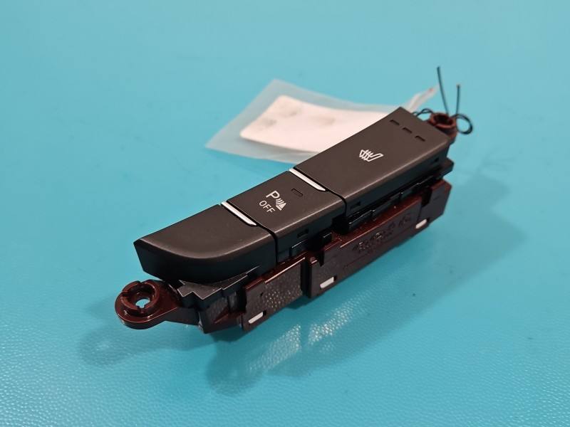 Переключатель кнопка Hyundai I30 3H32XF-1000