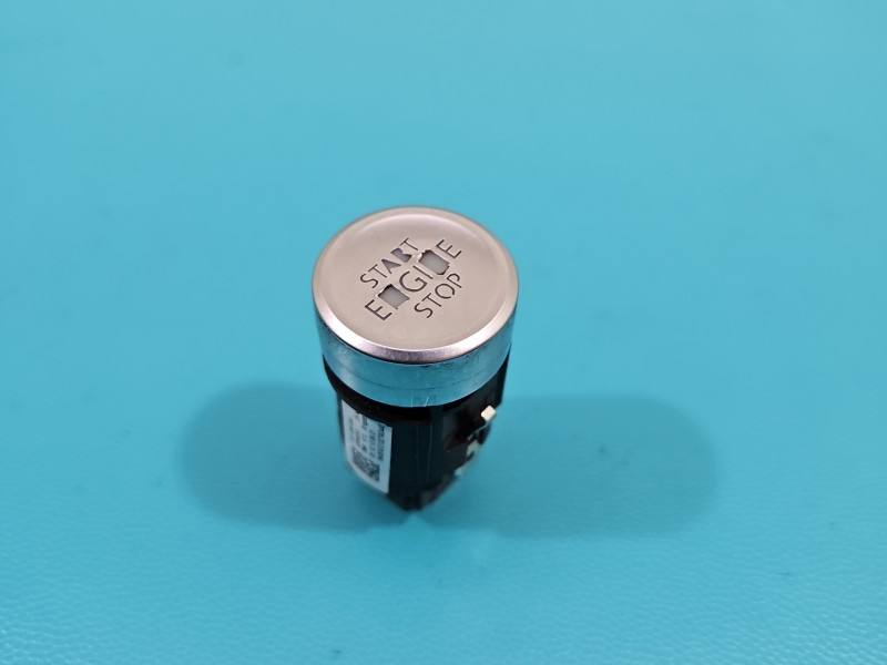 Перемикач кнопка Volkswagen Golf 7 501959839