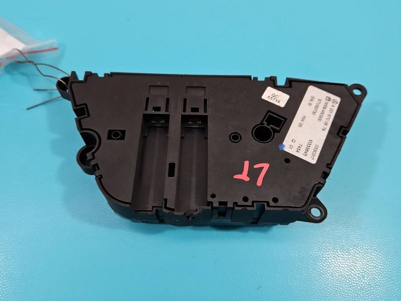 Переключатель кнопка Mercedes S W221 A2218700679 — фото детали 3