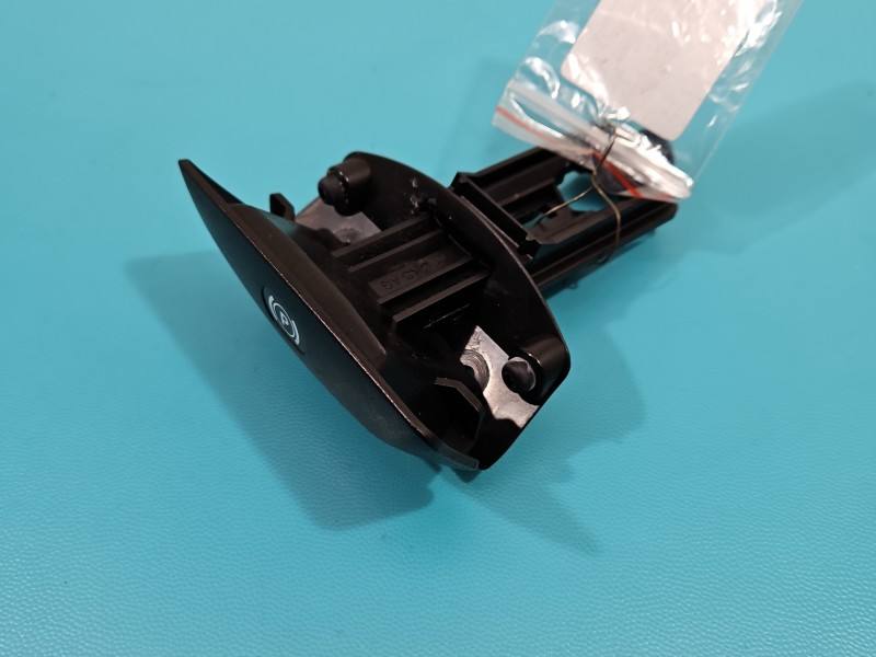 Переключатель кнопка Mercedes E W212 A2044200177