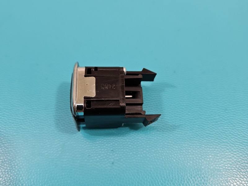 Перемикач кнопка Mercedes E W212 A2128205010 — фото деталі 6