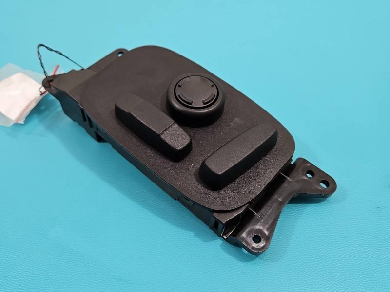 Перемикач кнопка Land Rover Discovery FK72-14B566-CB