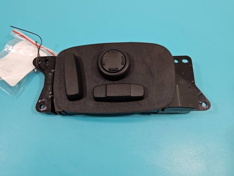 Перемикач кнопка Land Rover Discovery FK72-14B566-DB — фото деталі 2
