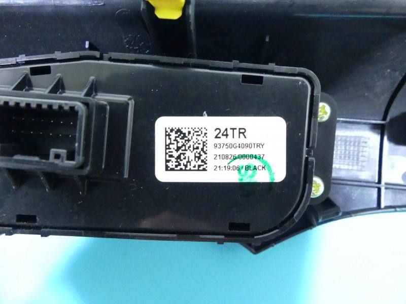 Перемикач кнопка Hyundai I30 93750G4090 — фото деталі 4