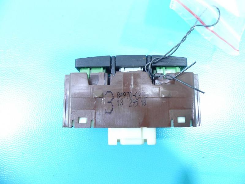 Перемикач кнопка Toyota Auris 84970-02130 — фото деталі 3