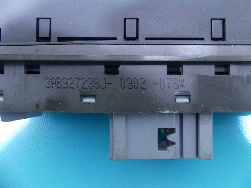 Переключатель кнопка Volkswagen Passat B7 3AB927238J — фото детали 6