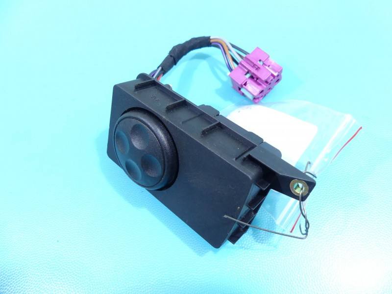 Перемикач кнопка Audi A8 D2 4D0959777