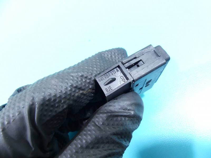 Перемикач кнопка Audi A8 D2 441959511A — фото деталі 6