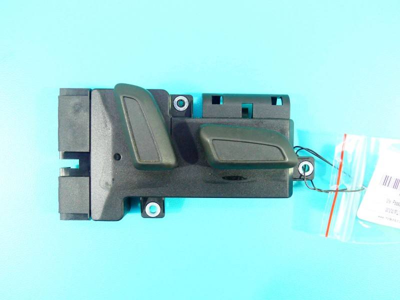 Перемикач кнопка Volkswagen Passat CC 8K0959748