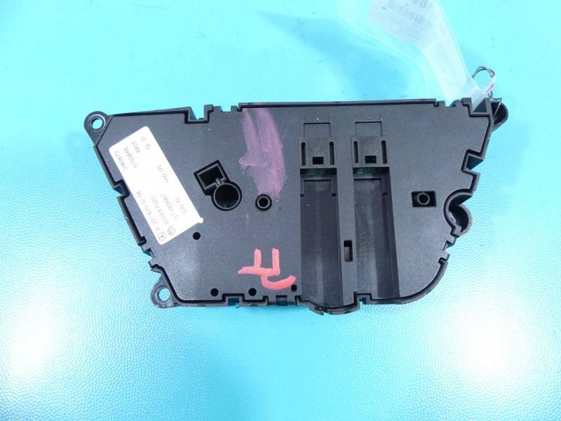 Перемикач кнопка Mercedes S W221 A2218700158 — фото деталі 3