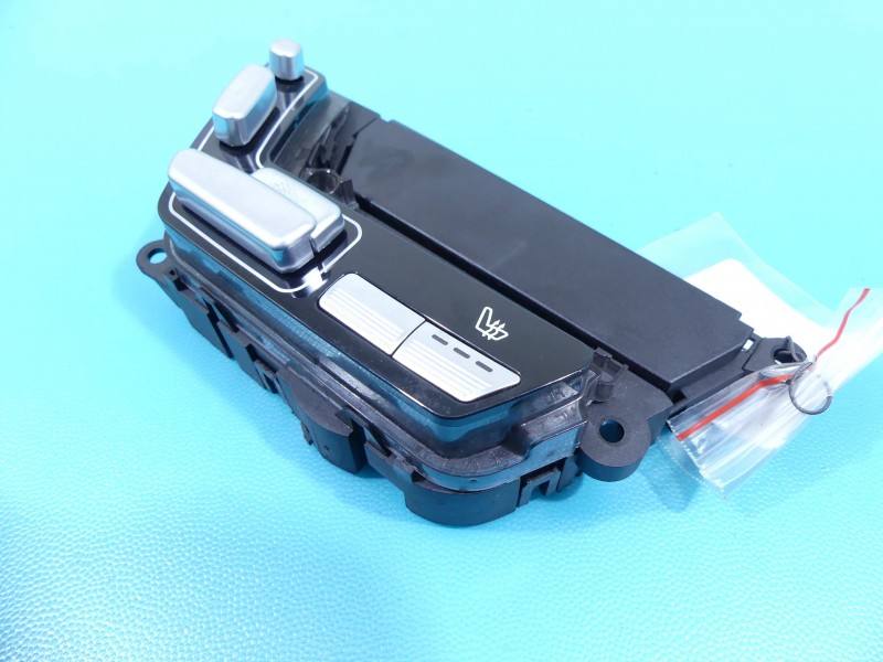 Переключатель кнопка Mercedes S W221 A2218709458