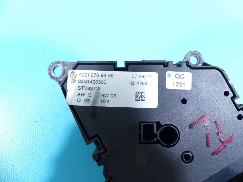 Переключатель кнопка Mercedes S W221 A2218709458 — фото детали 4