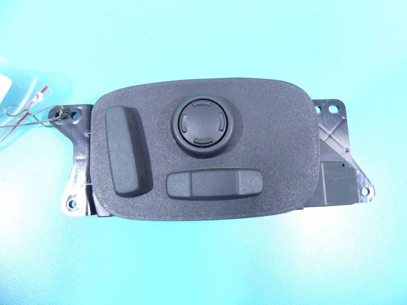 Переключатель кнопка Land Rover Discovery PFK72-14B566-HB — фото детали 2