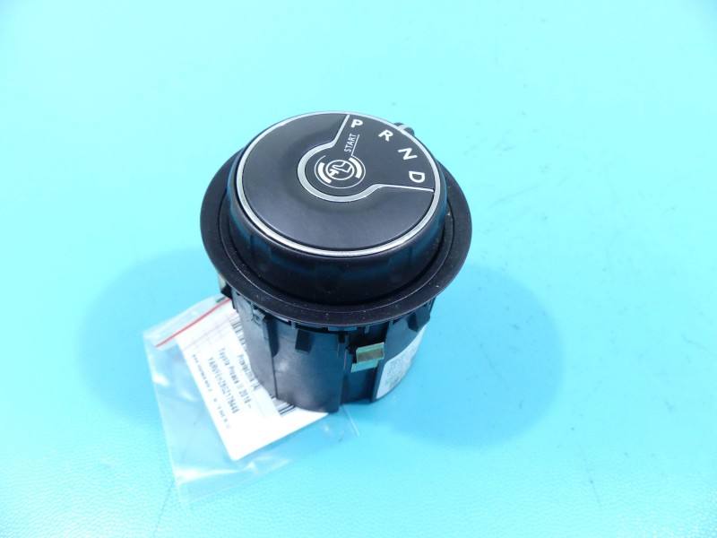 Переключатель кнопка Toyota Proace City 98093147ZD