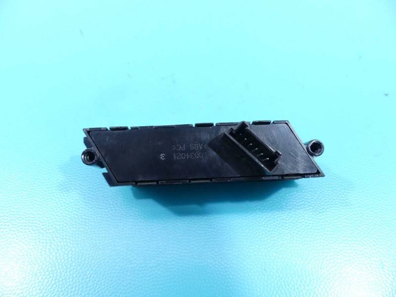 Перемикач кнопка Porsche Panamera 97061310351 — фото деталі 5