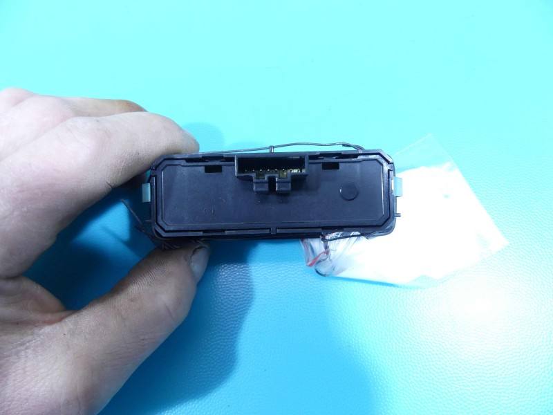 Перемикач кнопка Volvo S90 P31376510 — фото деталі 5