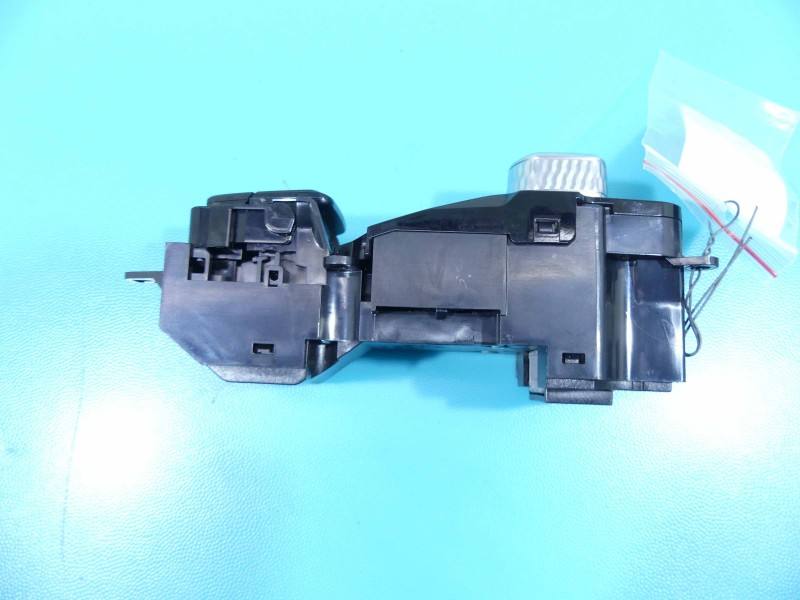 Перемикач кнопка Volvo S90 31443818 — фото деталі 3