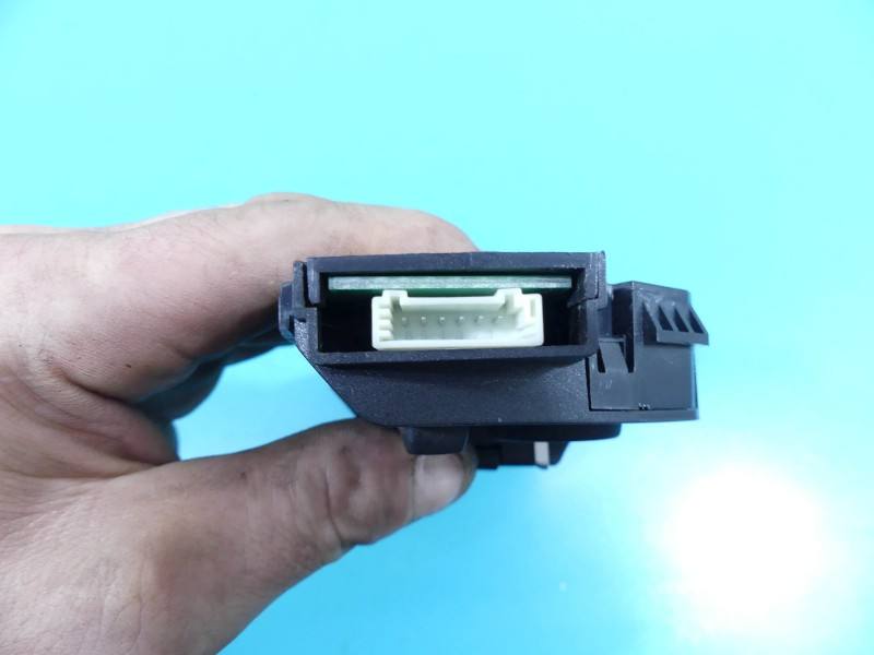 Перемикач кнопка BMW X5 F15 9347409 — фото деталі 6