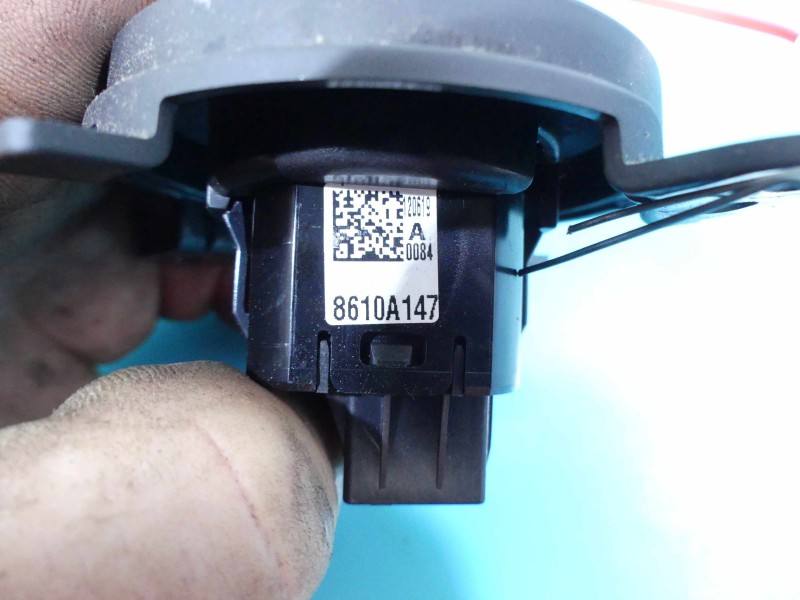 Перемикач кнопка Mitsubishi Outlander 8610A147 — фото деталі 7