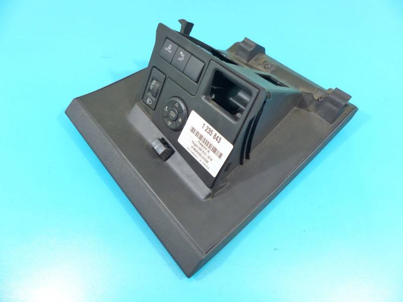 Переключатель кнопка Peugeot 508 9686445977