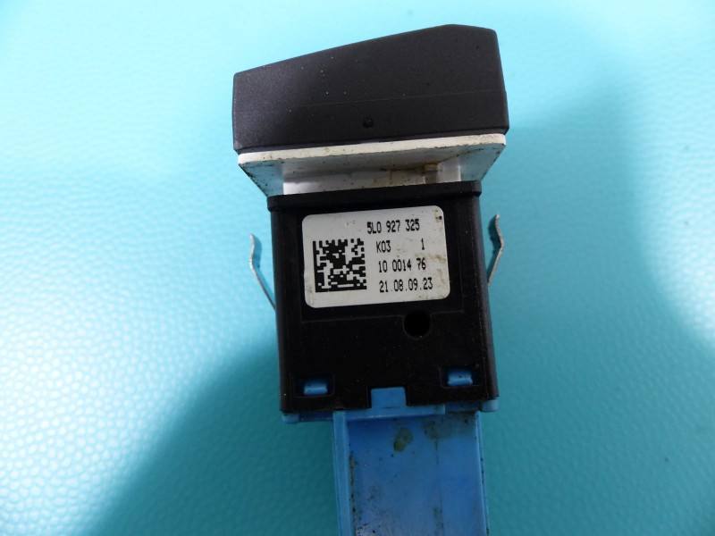 Перемикач кнопка Skoda Yeti 5L0927325 — фото деталі 4