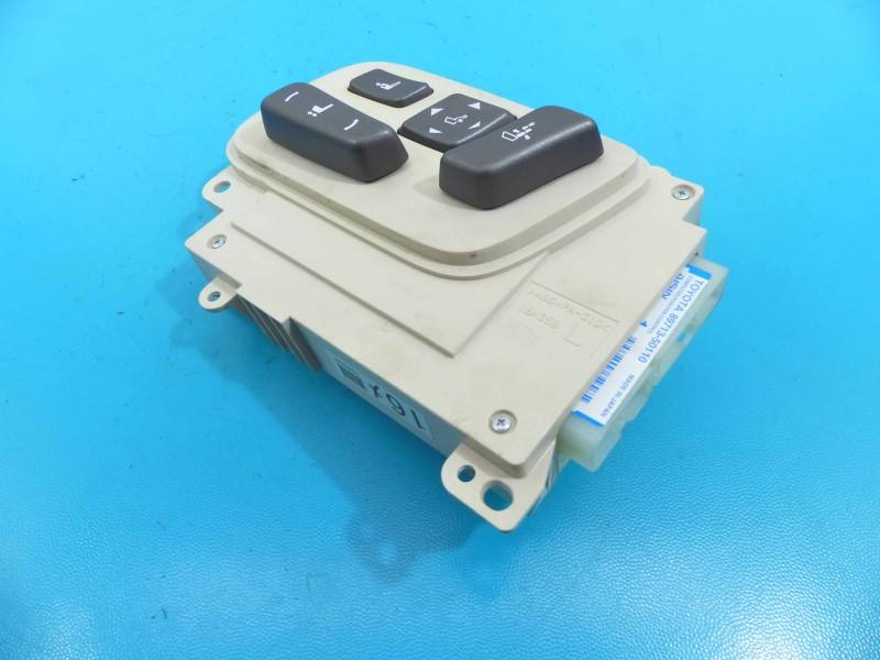 Перемикач кнопка Lexus LS 89713-50110