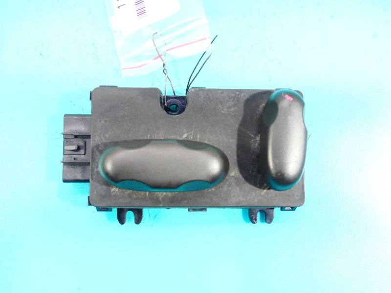 Перемикач кнопка Cadillac SRX 12450263