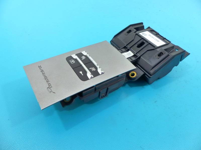 Перемикач кнопка Porsche Panamera 97065340702