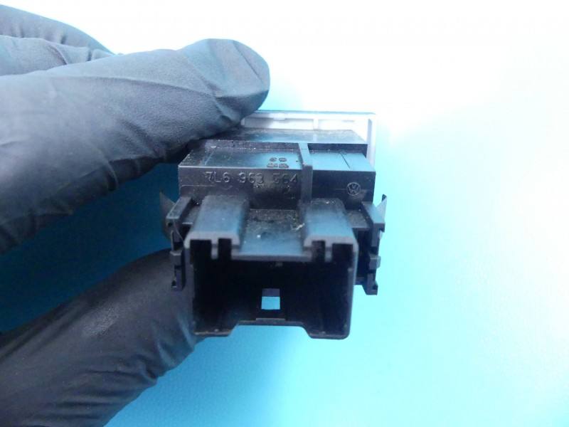 Перемикач кнопка Volkswagen Touareg 7L6963564 — фото деталі 6