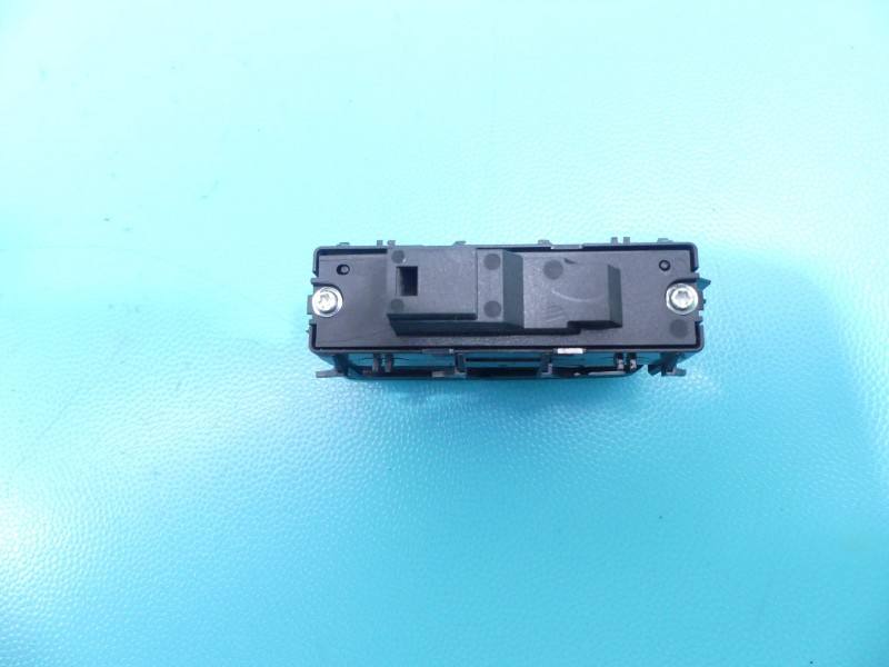 Перемикач кнопка Mercedes ML W166 A2049058502 — фото деталі 4