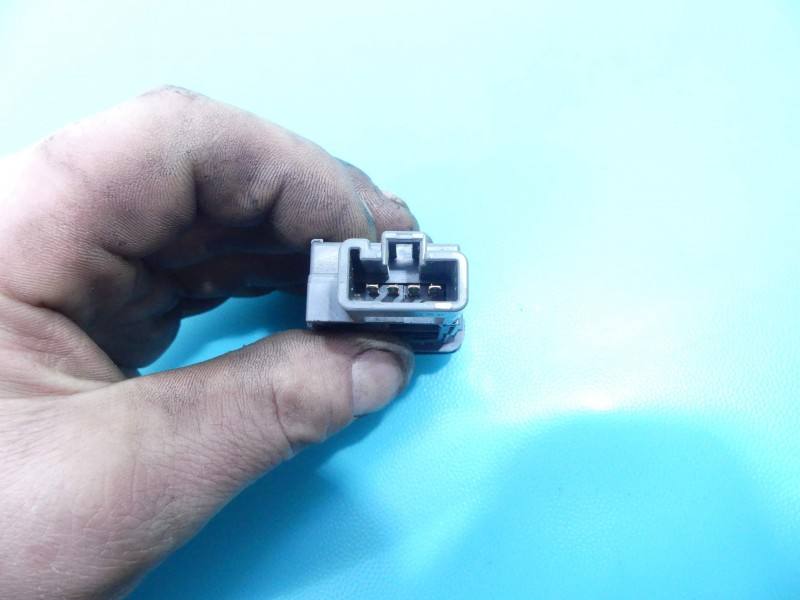 Перемикач кнопка Toyota Land Cruiser 156935 — фото деталі 4