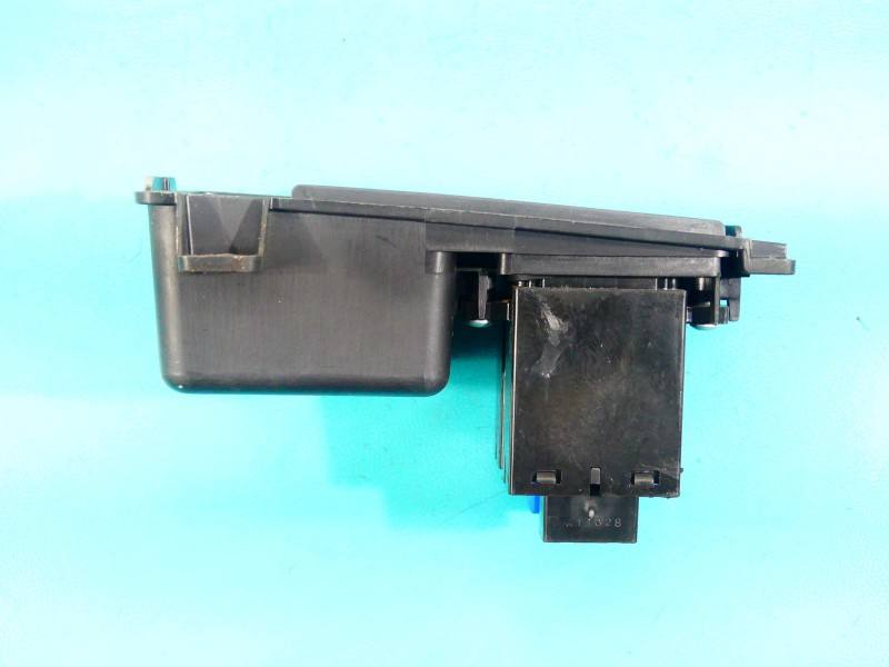 Переключатель кнопка Honda CR-V 83410-SWA-U010-M1 — фото детали 5