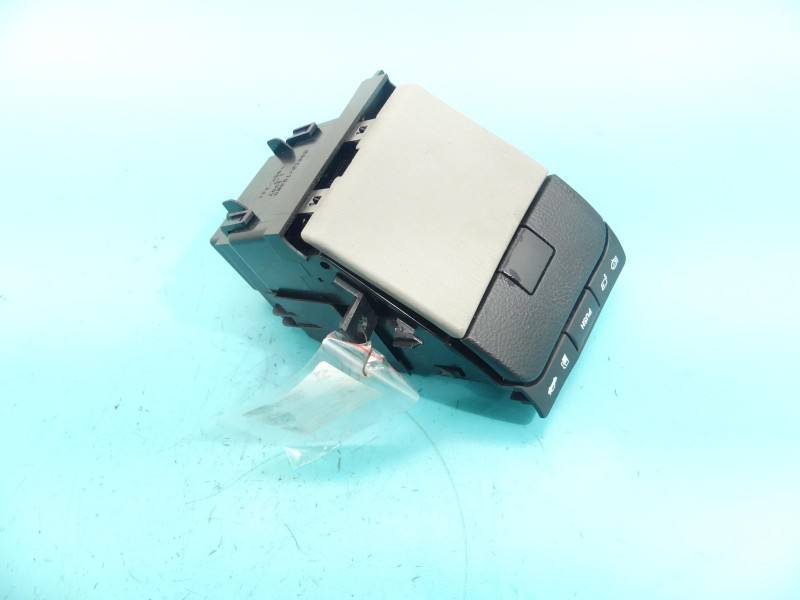 Перемикач кнопка Lexus GS 75888-40100 — фото деталі 6